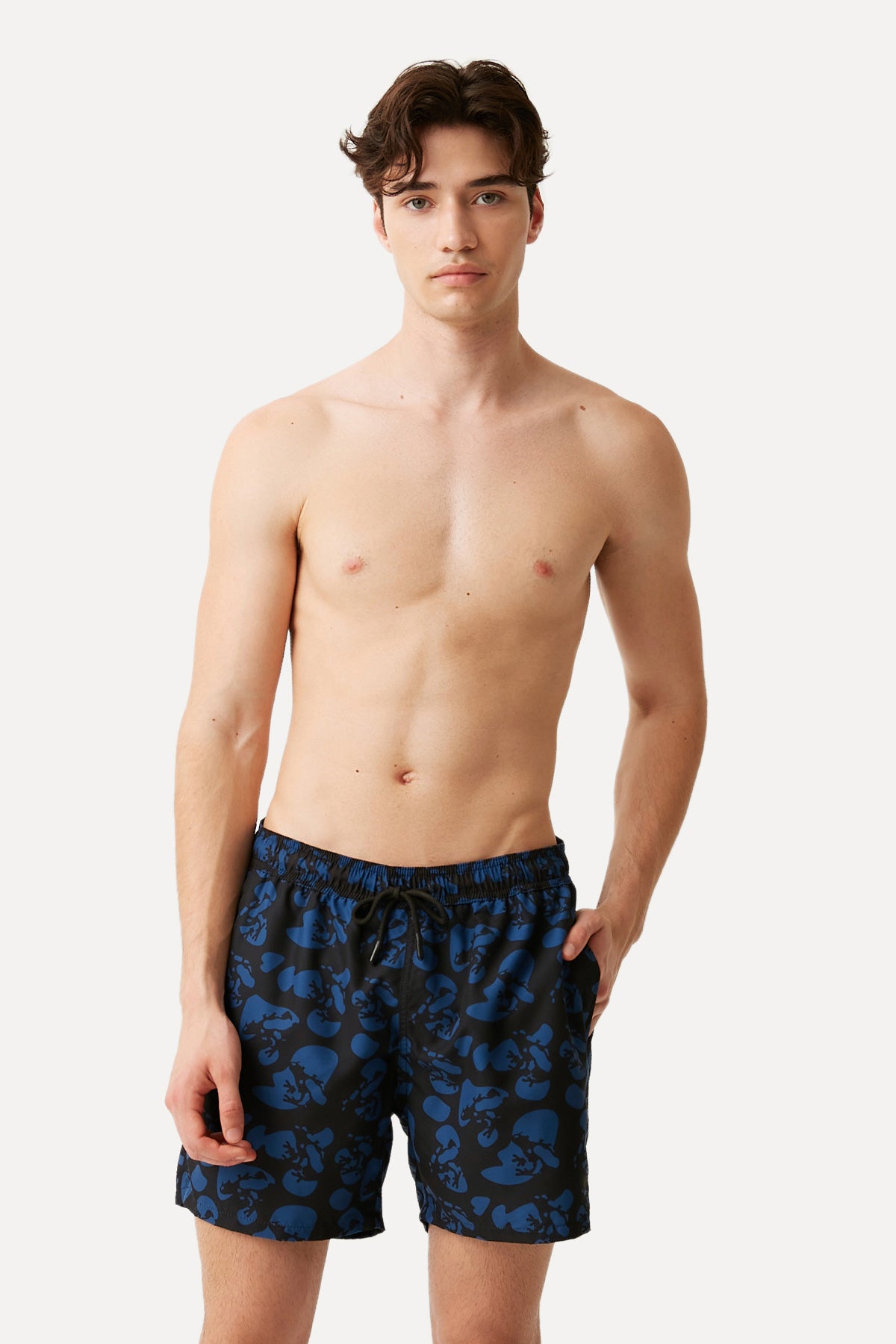 Reflect Studio // Badeshorts // Quallen // Schwarz-Blau