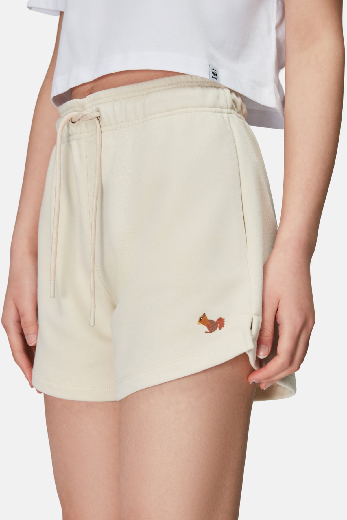 Reflect Studio // Frauen Shorts // Eichhörnchen // Beige