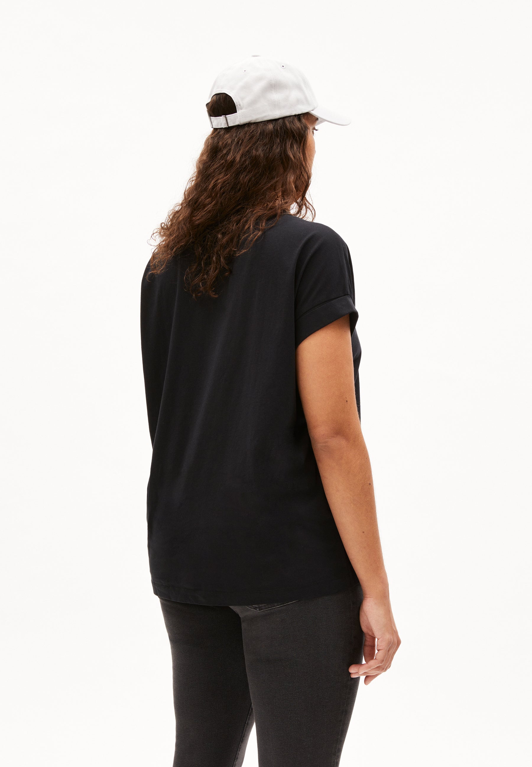 Armed Angels // IDAARA T-Shirt Woman // Black