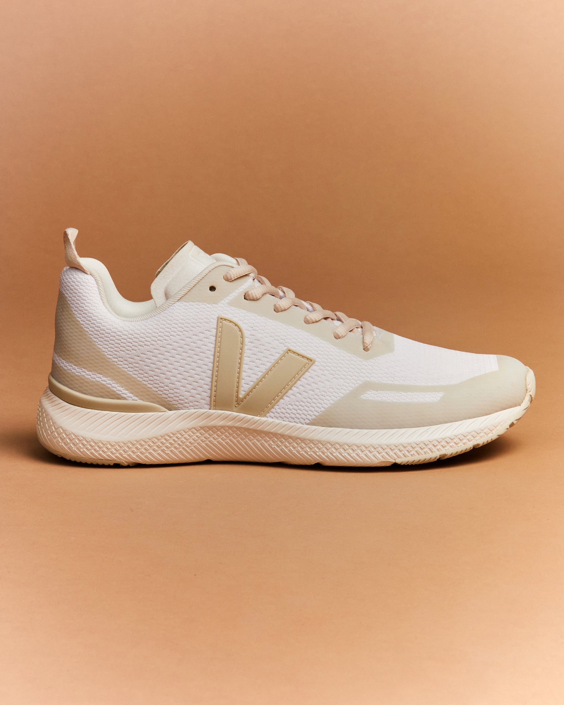 Veja // Sneaker // IMPALA ENGINEERED-MESH // EGGSHELL PIERRE