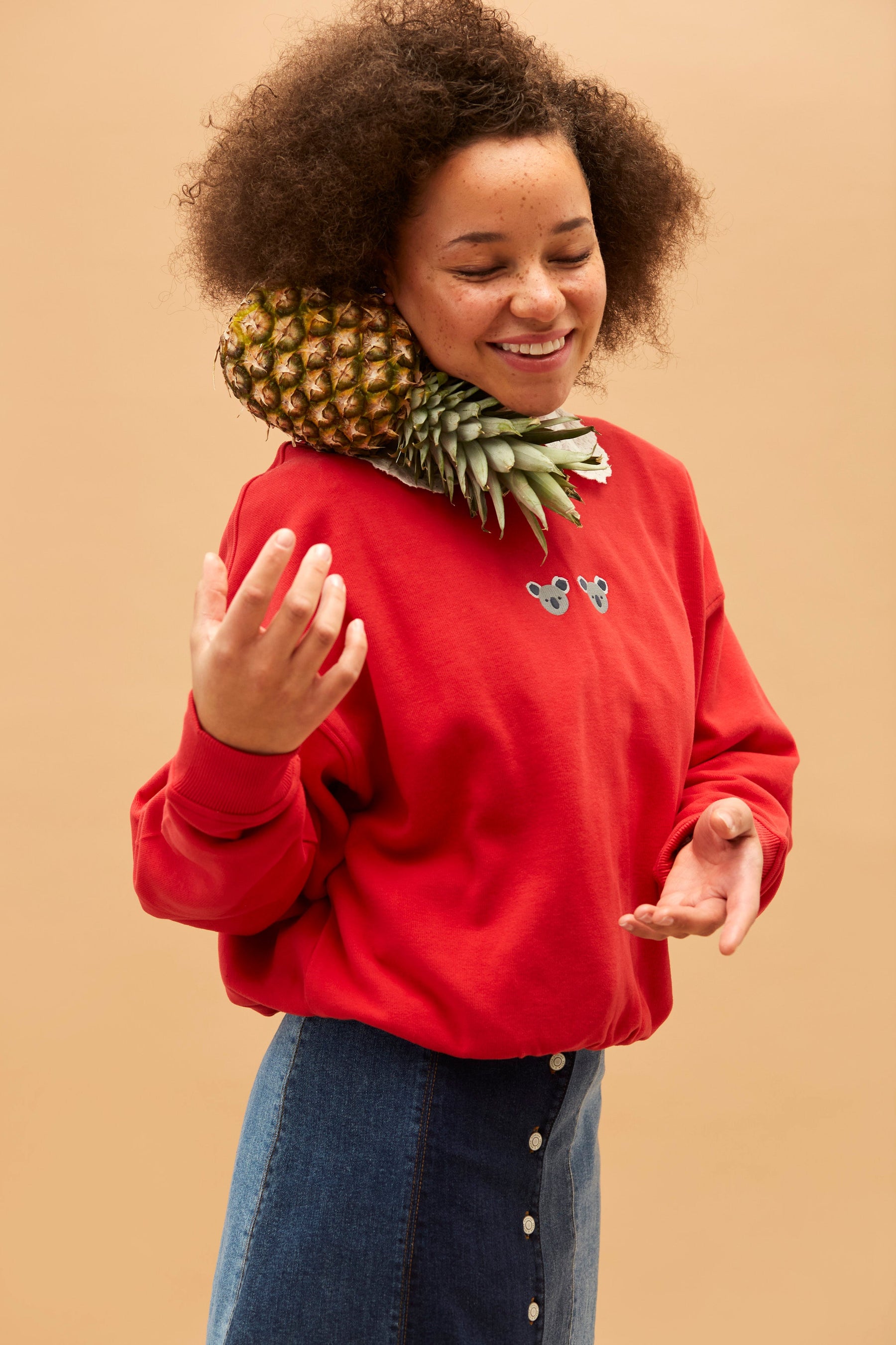 Unisex Sweatshirt // Koalas // Rot