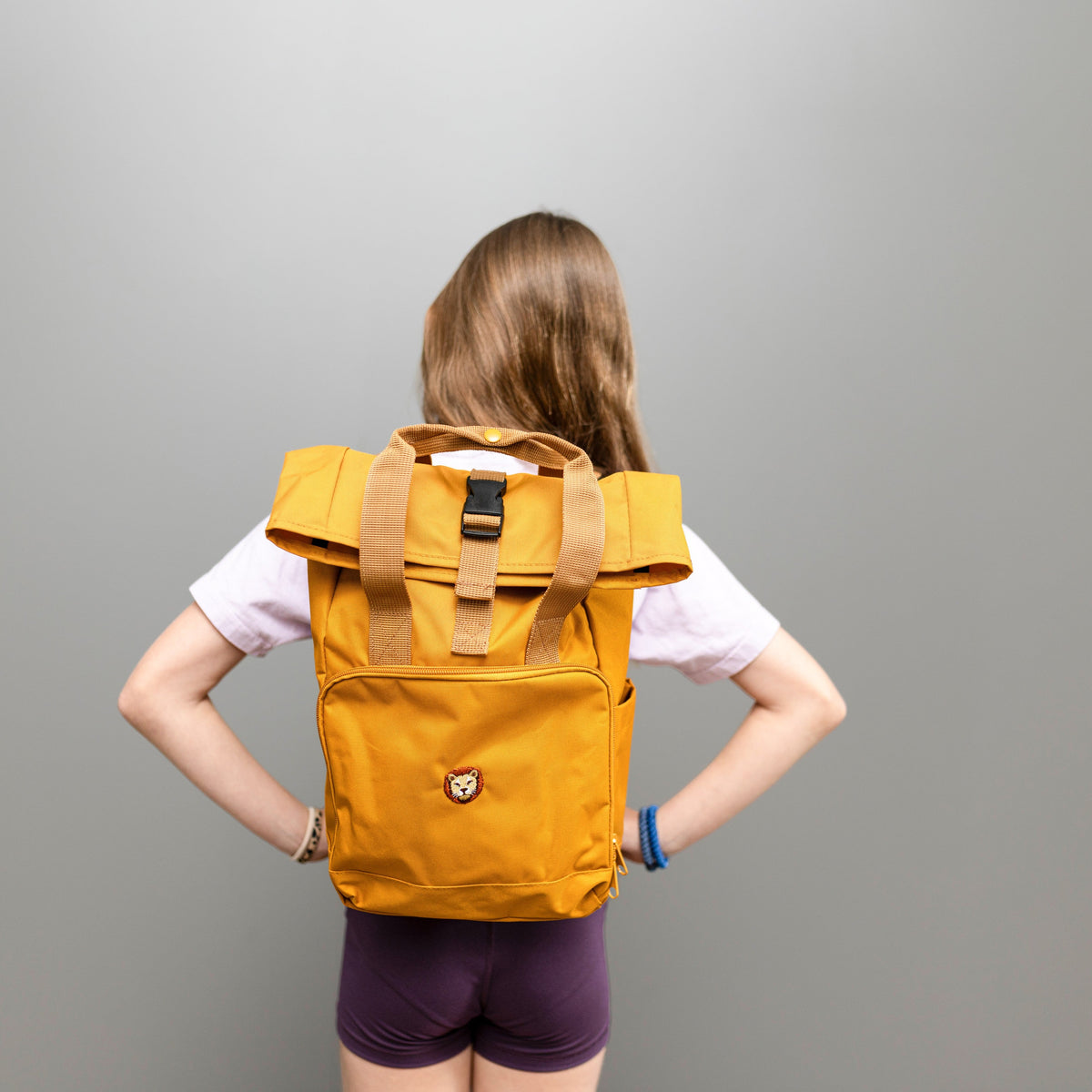 Unisex Rucksack // 9 Liter // Löwe // currygelb