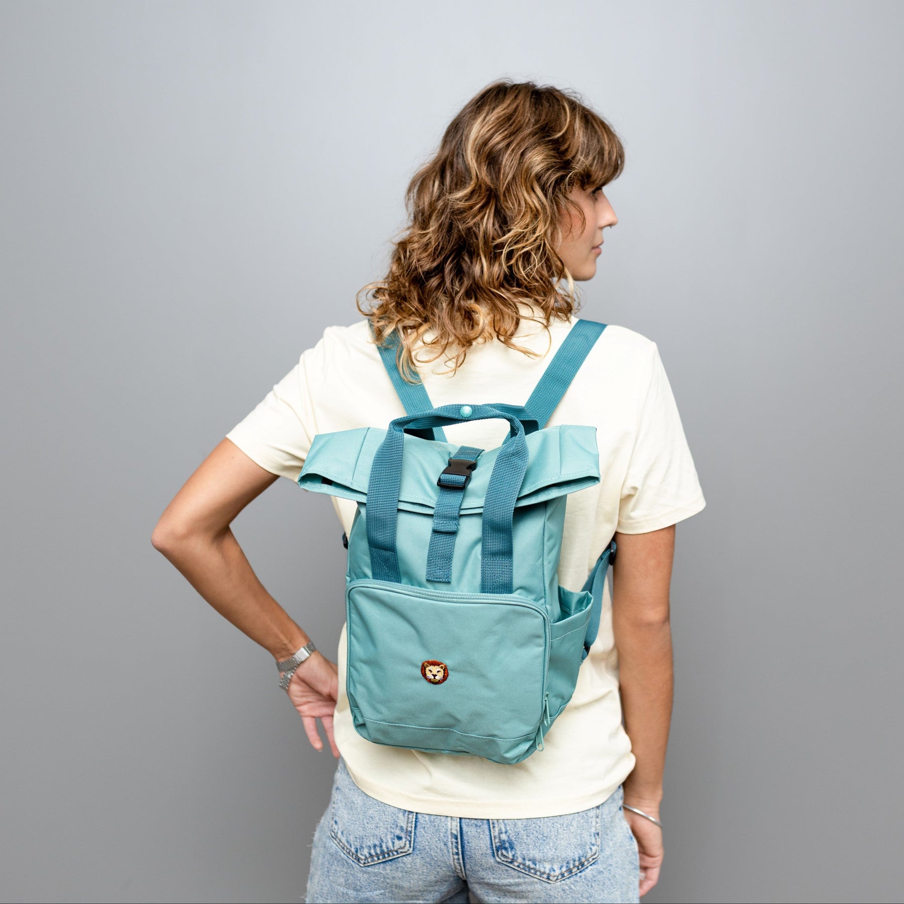 Unisex Rucksack // 9 Liter // Löwe // salbeigrün