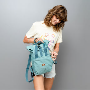 Salbeigrüner Rucksack & blaue Bauchtasche als Set