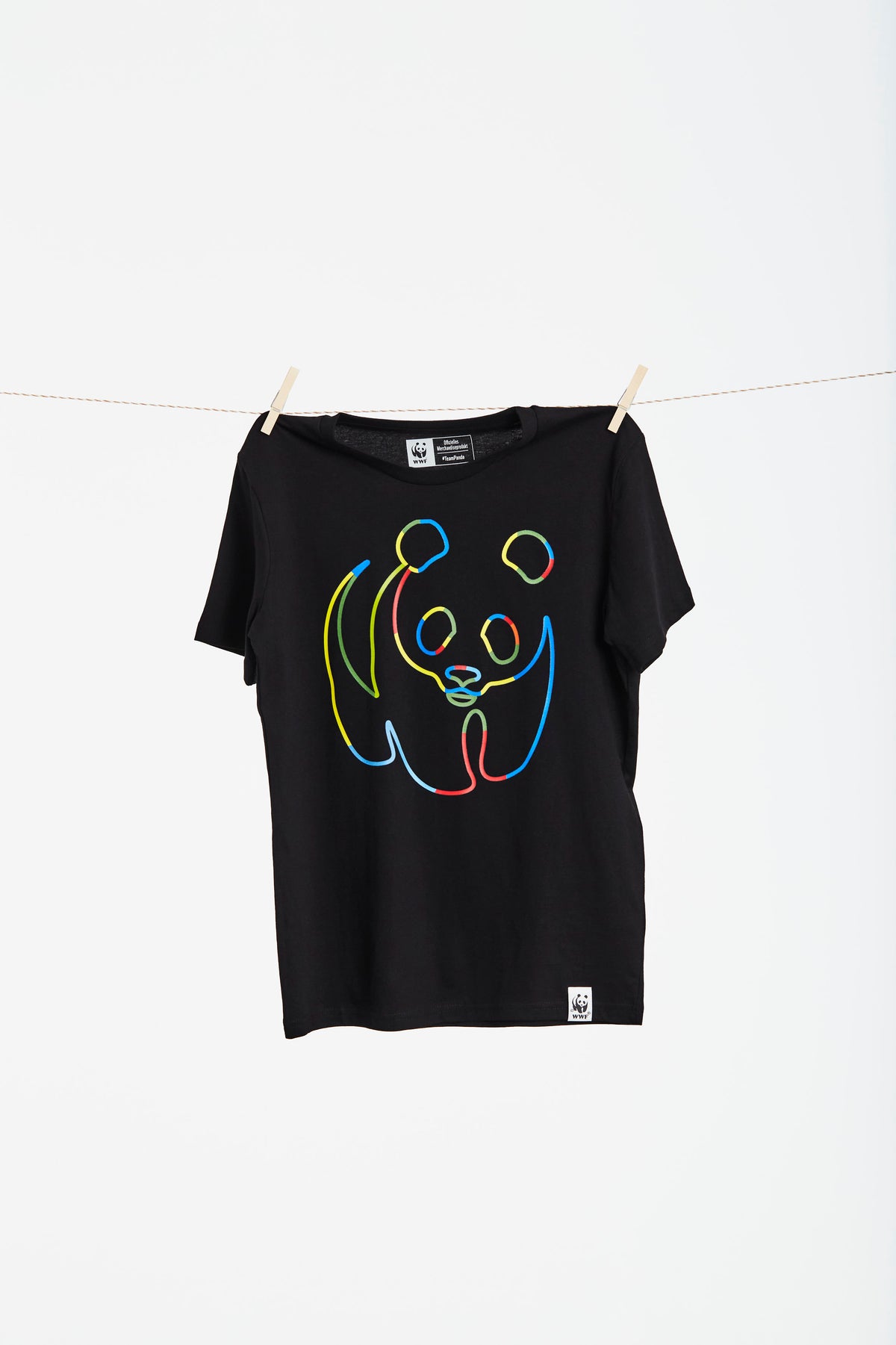 Unisex T-Shirt // Rainbow Panda // schwarz